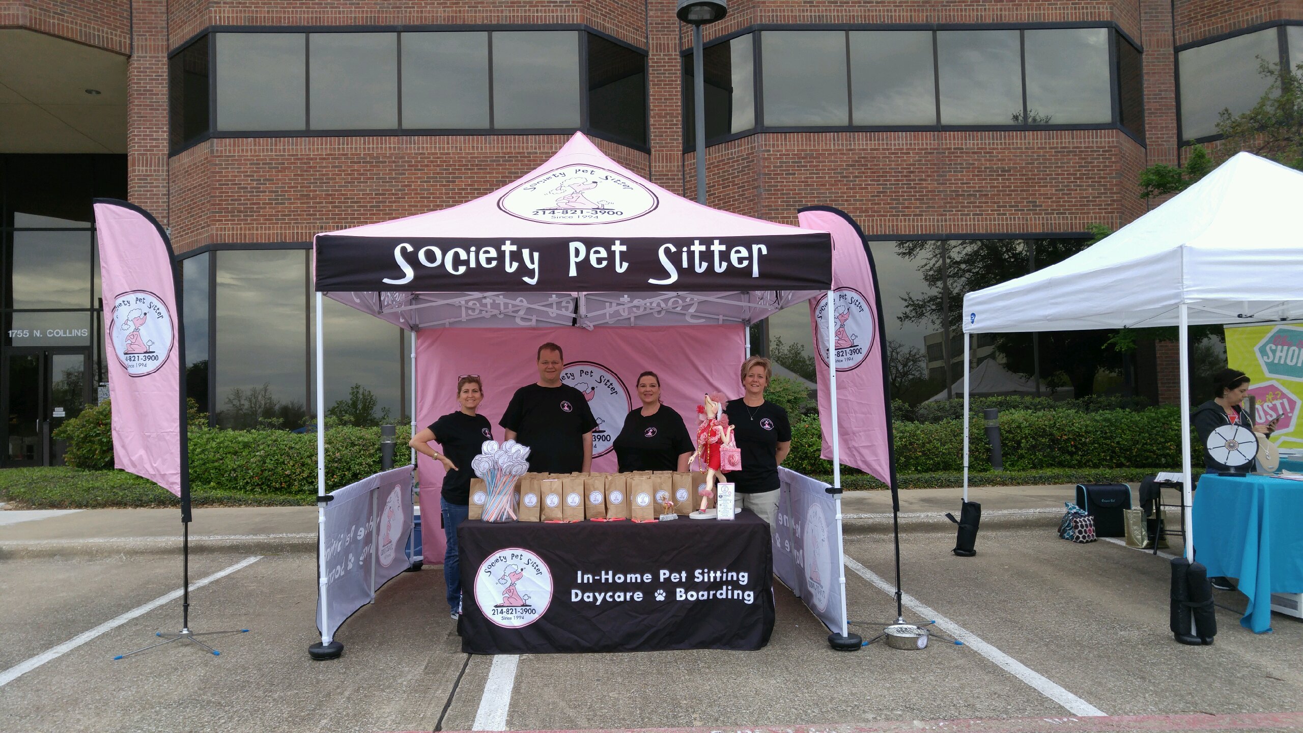 1.800.PET.MEDS Strengthens Florida Community Presence with Custom 10×10 Canopy Tents from Splash Tents, Inc.